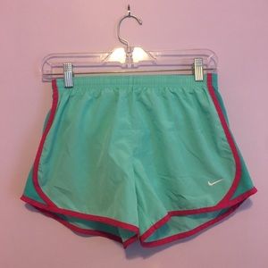 NWOT Girls Large Blue Nike Shorts